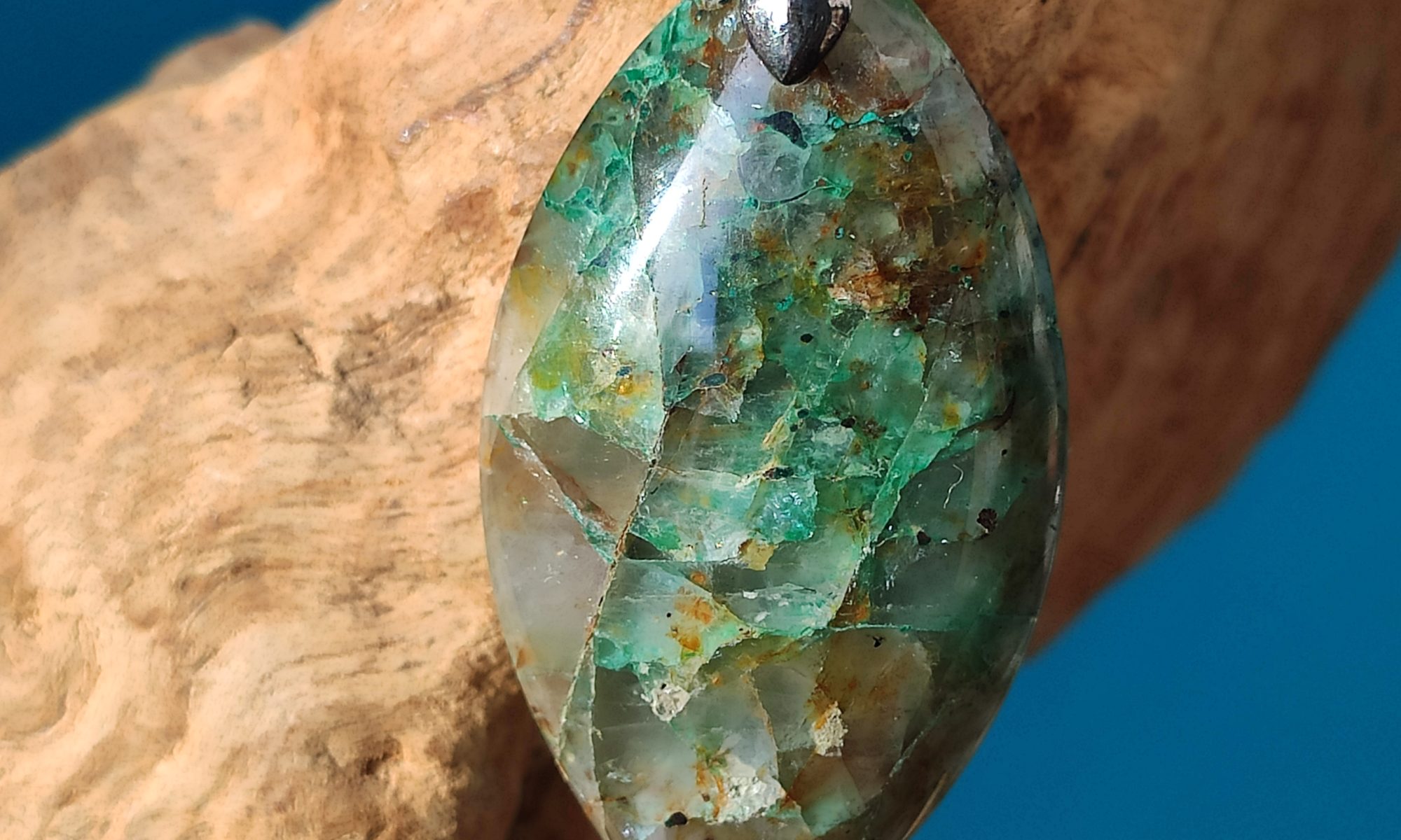 Chrysocolle Multicolore Marquise